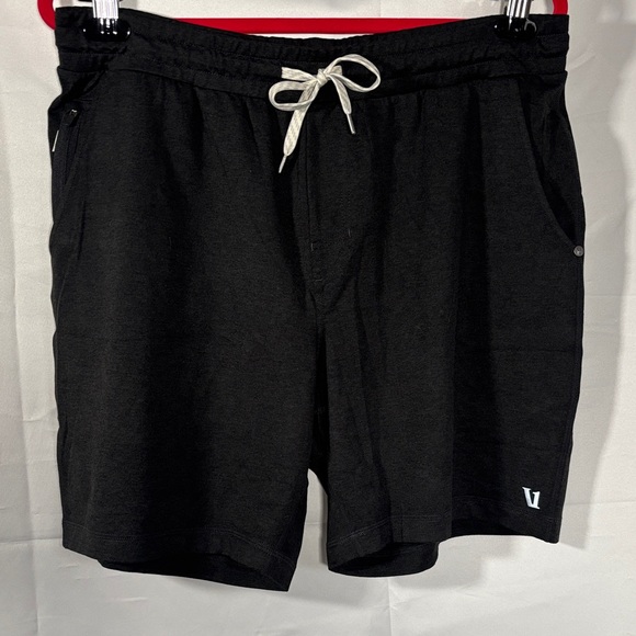 Vuori Other - Men’s Vuori Ponto Shorts size XL black